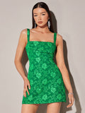 SHEIN BAE Vestido Camisole Jacquard Floral, Vestido Quadrado de Cor Sólida com Decote Quadrado e Pregas, Vestido Sem Costas Rosa com Manga Bufante Sem Alças, Vestido de Estilo Palaciano para Férias de Verão, Elegante, Roupas de Praia para Mulher / Vestido