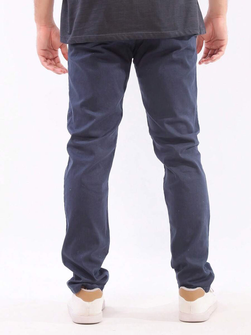 Calça Sarja Bolso Embutido Bolso Faca Sport Fino Social Masculino com Lycra Alta Durabilidade e Conforto