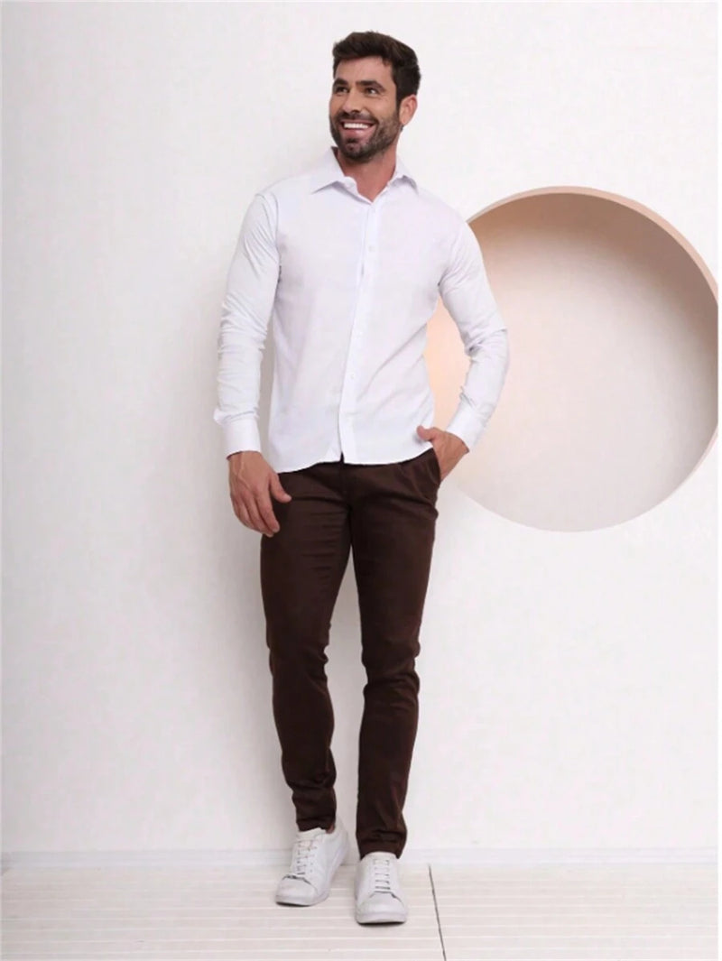 Calça Sarja Bolso Embutido Bolso Faca Sport Fino Social Masculino com Lycra Alta Durabilidade e Conforto