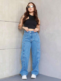 Calça Cargo Jeans Feminina com Bolso Lateral Aberto