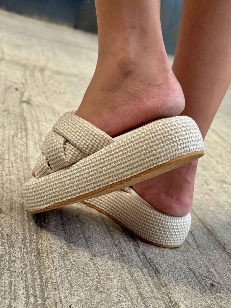 Sandália Flat Feminina Palha Acolchoada Trançada Moda Estilosa, Sandalia rasteira feminina amarração