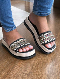 Sandália Tamanco Feminina Detalhe em Pedraria Confortável Luxo Moda