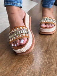 Sandália Tamanco Feminina Detalhe em Pedraria Confortável Luxo Moda