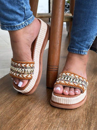 Sandália Tamanco Feminina Detalhe em Pedraria Confortável Luxo Moda