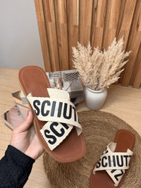 Sandália Feminina Flat X Clássica Rasteira Verão Macia Leve Estilosa  Rasteirinha Casual Dia a Dia Confortável