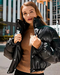 Jaqueta Lazarelle de Couro com Modelagem Puff e Algodão