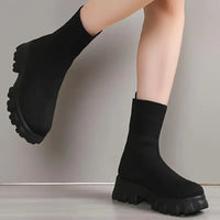 Bota Estilo Tratorada Feminina – Alta, Moderna e Flexível