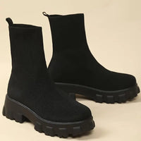 Bota Estilo Tratorada Feminina – Alta, Moderna e Flexível