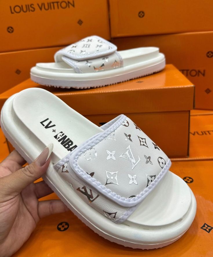 Slide LV Miami Branca