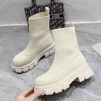 Bota Estilo Tratorada Feminina – Alta, Moderna e Flexível
