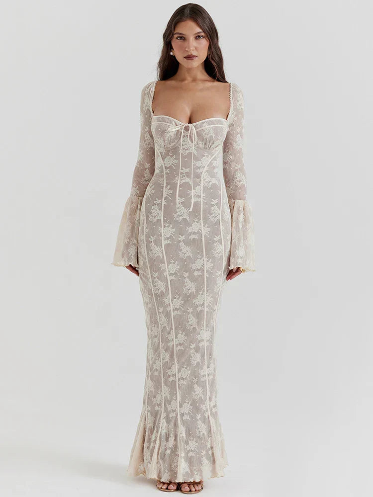 Vestido Longo de Renda com Manga Flare e Ajuste Colado - Festa Luxo