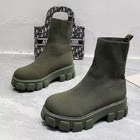 Bota Estilo Tratorada Feminina – Alta, Moderna e Flexível